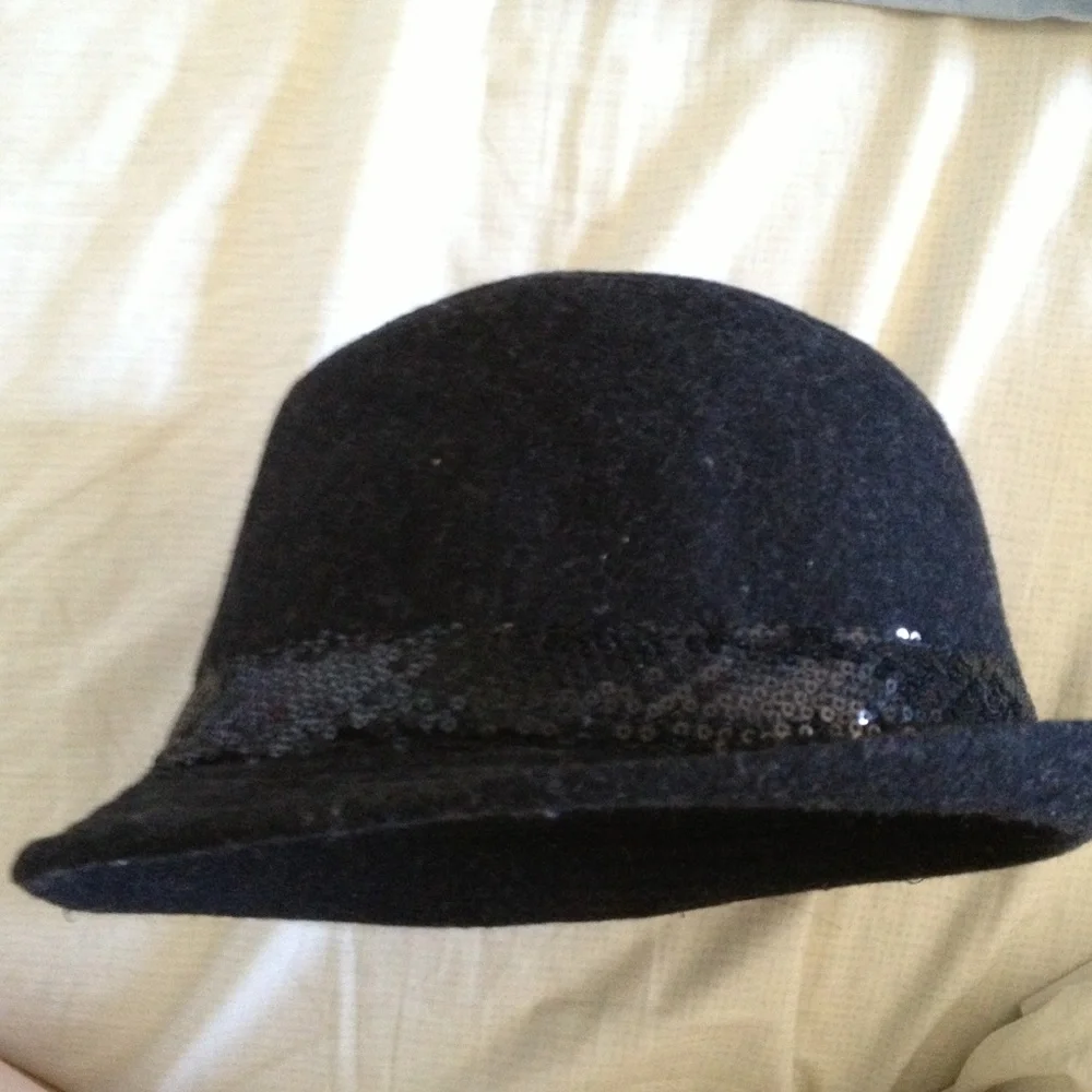 NEW Nine West Hat